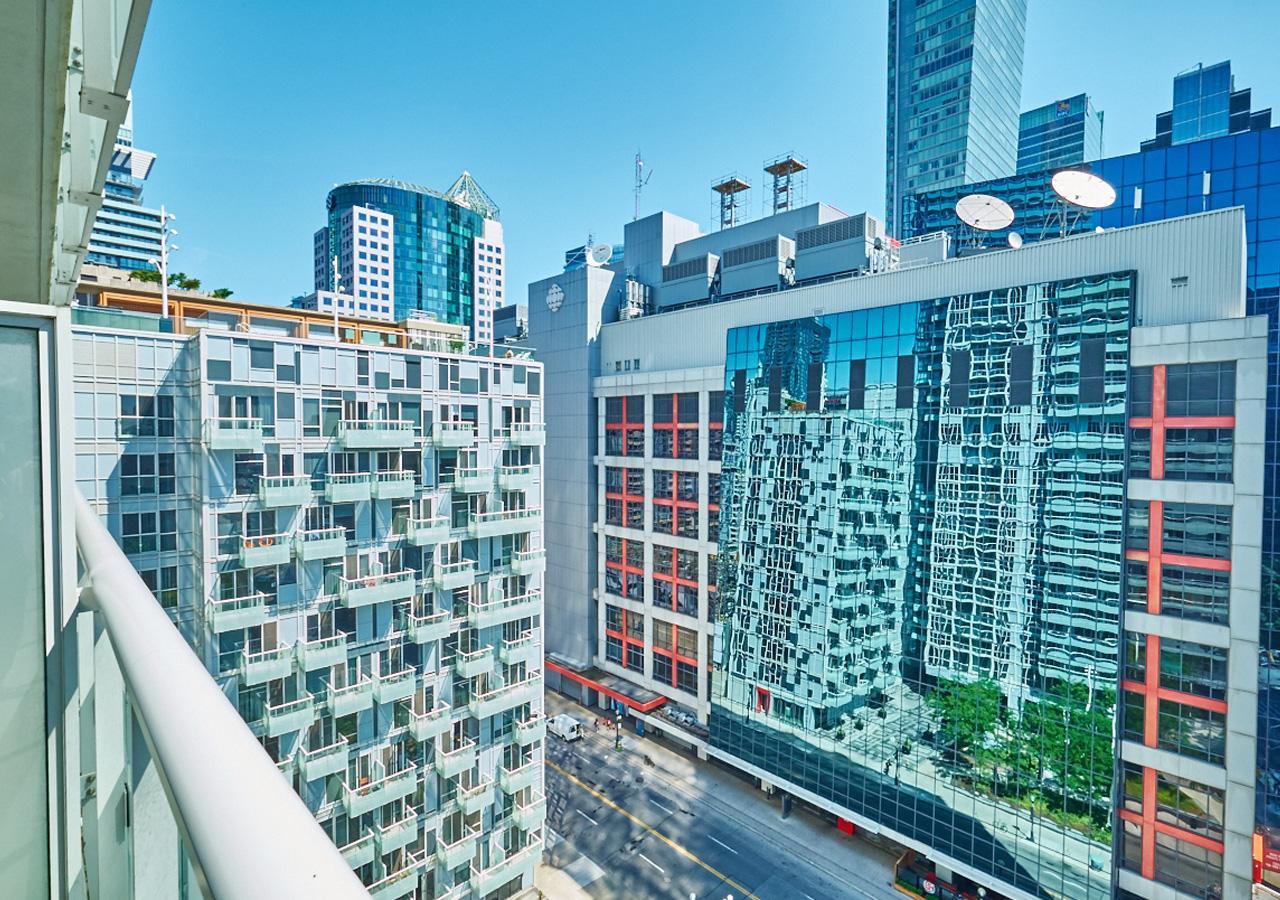 Diamond Suite Торонто Екстериор снимка